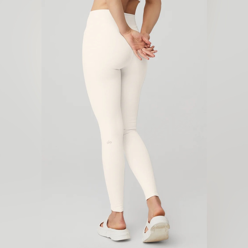 Alo Yoga High-Waist Airbrush Legging Ivory Size Small